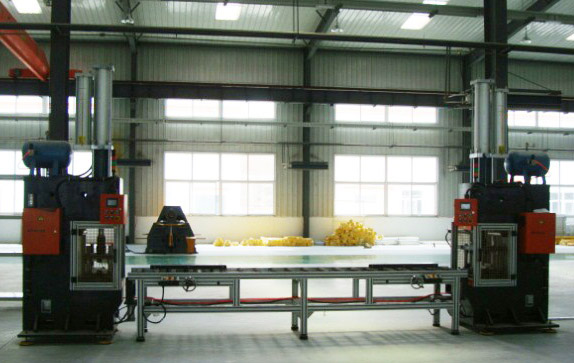 氣液增壓缸在銅排折彎設備上的應用場景